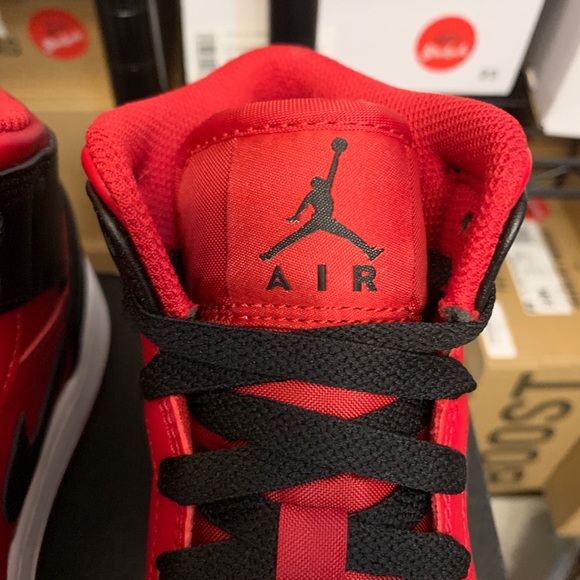 Nike Air Jordan 1 Mid Reverse Bred Black Red Shoes GS Men 554725-660 554724-660 - Picture 8 of 12